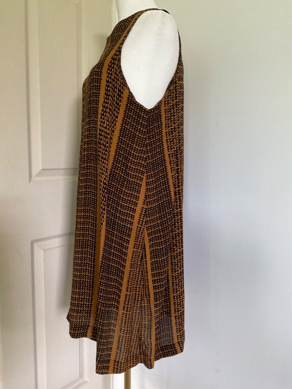 Tank top dress - Picture 2 of 6